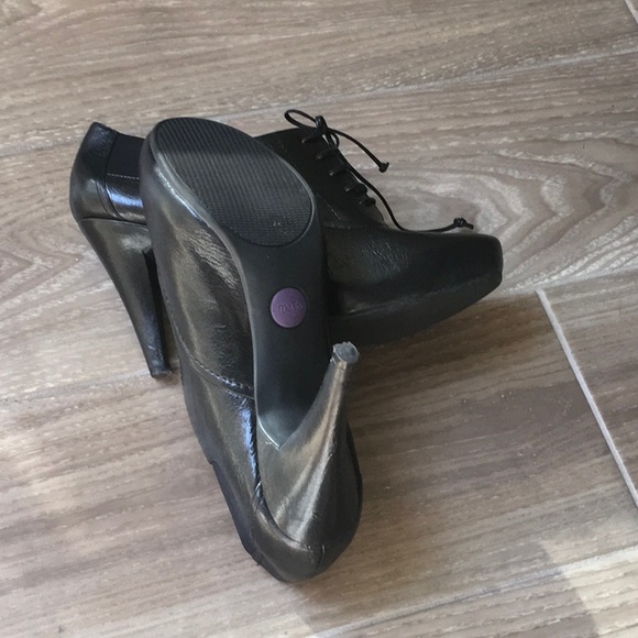 💯 Genuine Leather Me Too  Platform Ankle Booties - Picture 5 of 7